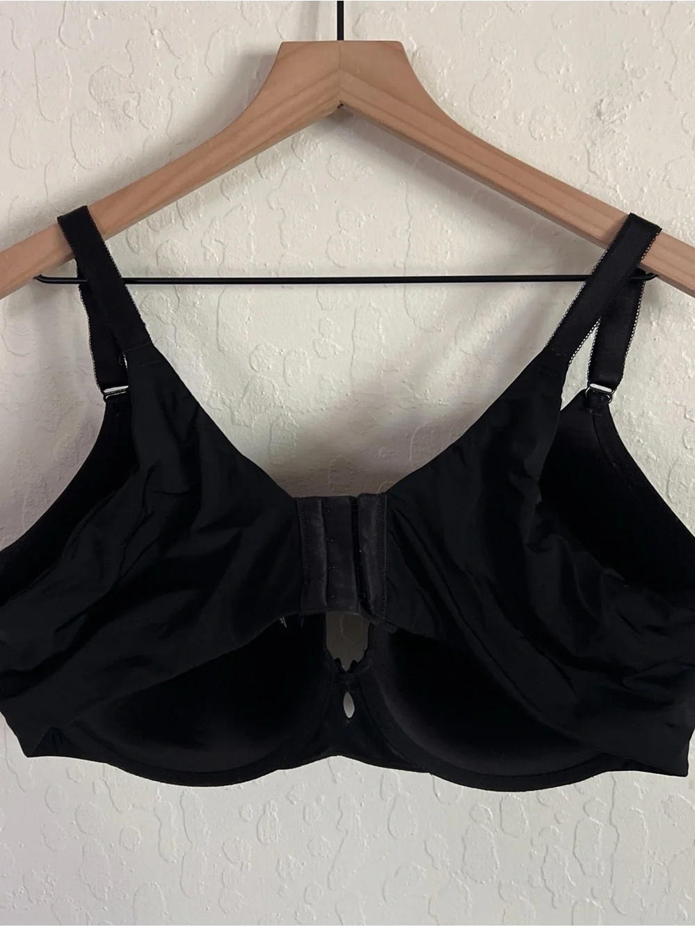 Torrid Perfect Coverage Lightly Lined Smooth T-Shirt Bra 42DD Black Classic